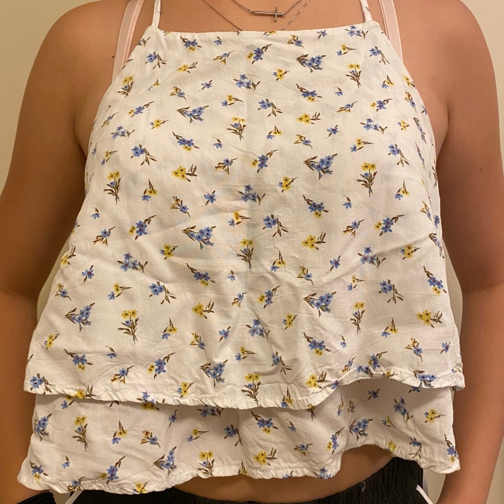 “Forever 21 White Floral Tank Top”